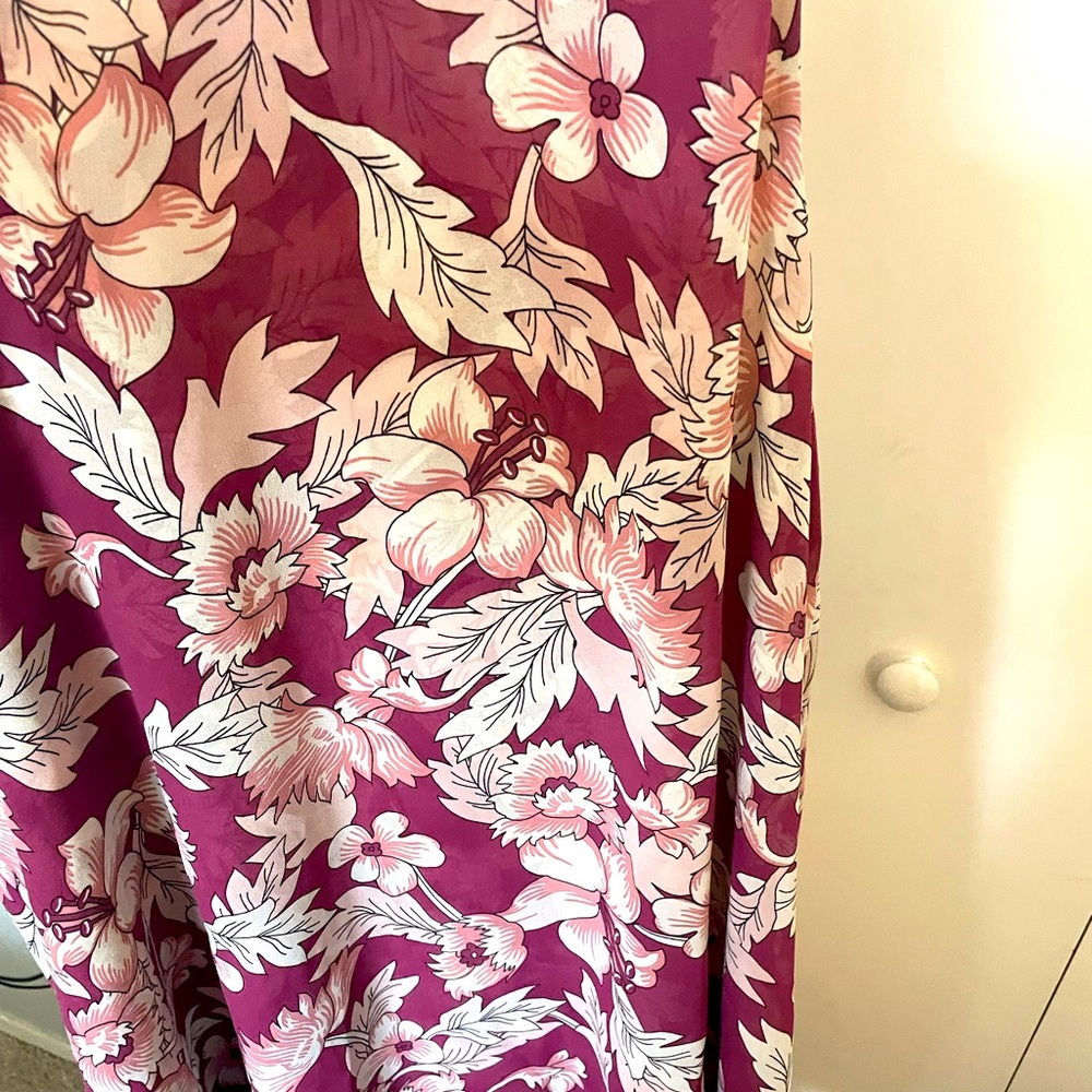 Cocktail dress or perfect guest of a wedding dress